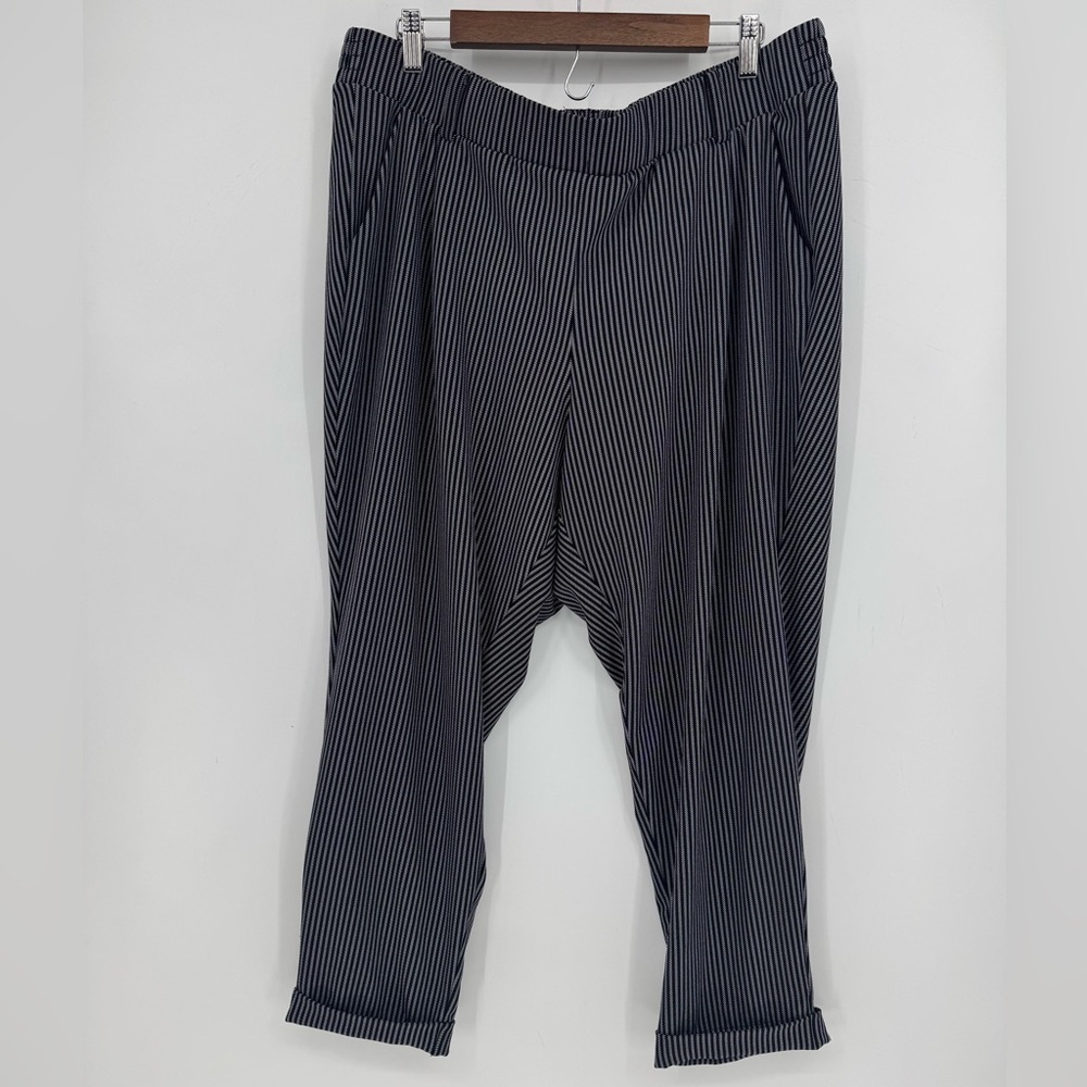 Torrid Women's Pull On Taper Stretch Striped Business Trouser Pants Plus Size 2X